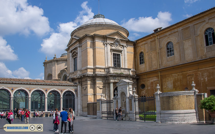 Inside Vatican Museum