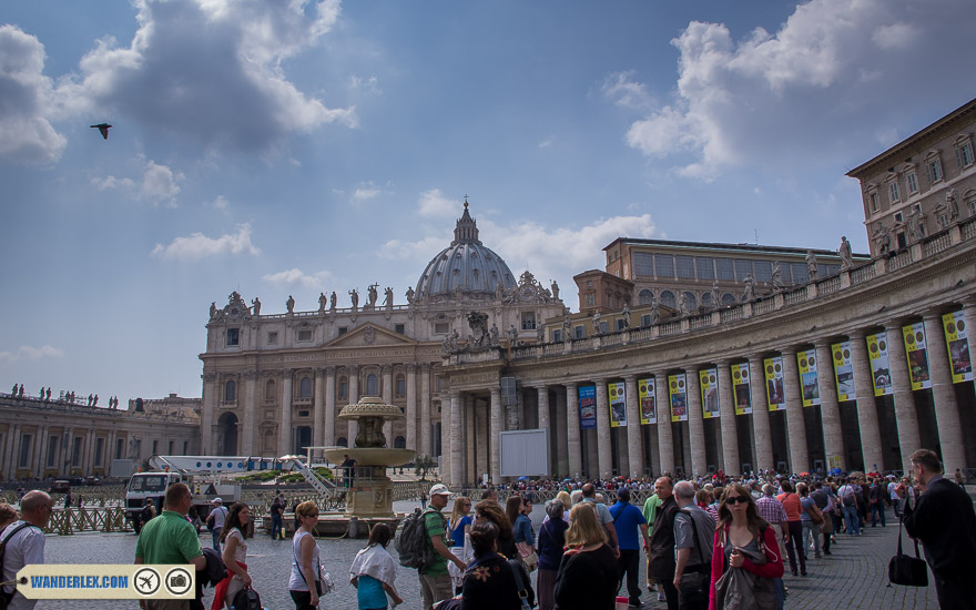 Long queue at St Peter's Square
